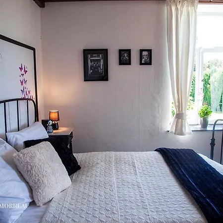 La Maison Des Papillon Сasa de vacaciones *