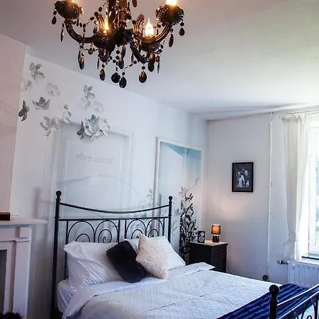 La Maison Des Papillon Сasa de vacaciones Daverdisse